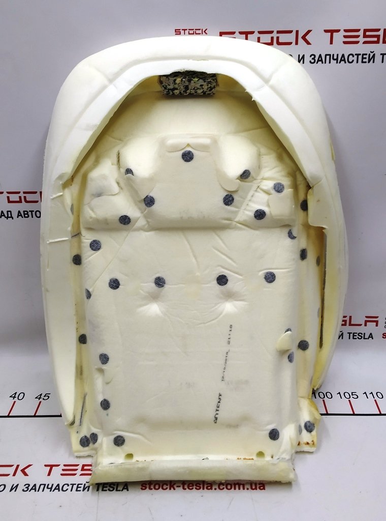 15 1ST row seatback foam pad assembly - right hand (with damage) Tesla Model 3, Model Y 1920018-00-A